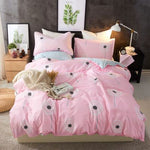 4pcs Pink Strawberry kawaii Bedding Set Luxury Queen Size Bed Sheets Children Quilt Soft Comforter Cotton Bedding Sets For Girl